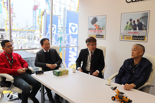 晉工亮相2019德國寶馬展