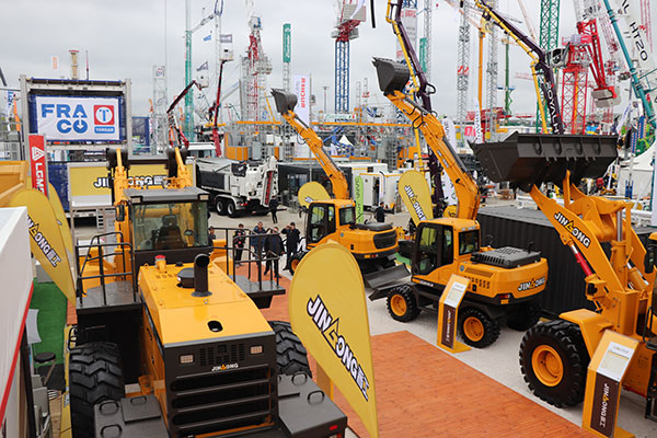 晉工亮相2019德國寶馬展