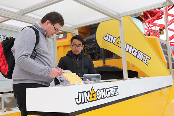 晉工亮相2019德國寶馬展