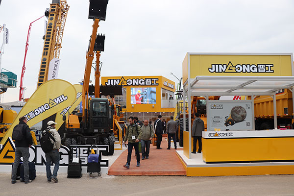 晉工亮相2019德國寶馬展